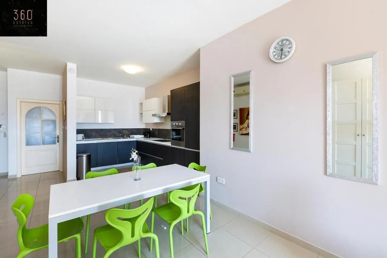 Apartment Designer, Fully Equipped Apt, Just Off Tower Road By 360 Estates Sliema
