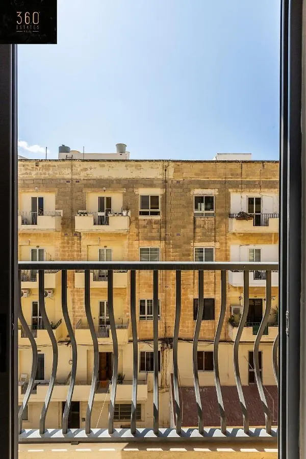Designer, Fully Equipped Apt, Just Off Tower Road By 360 Estates Sliema Apartment