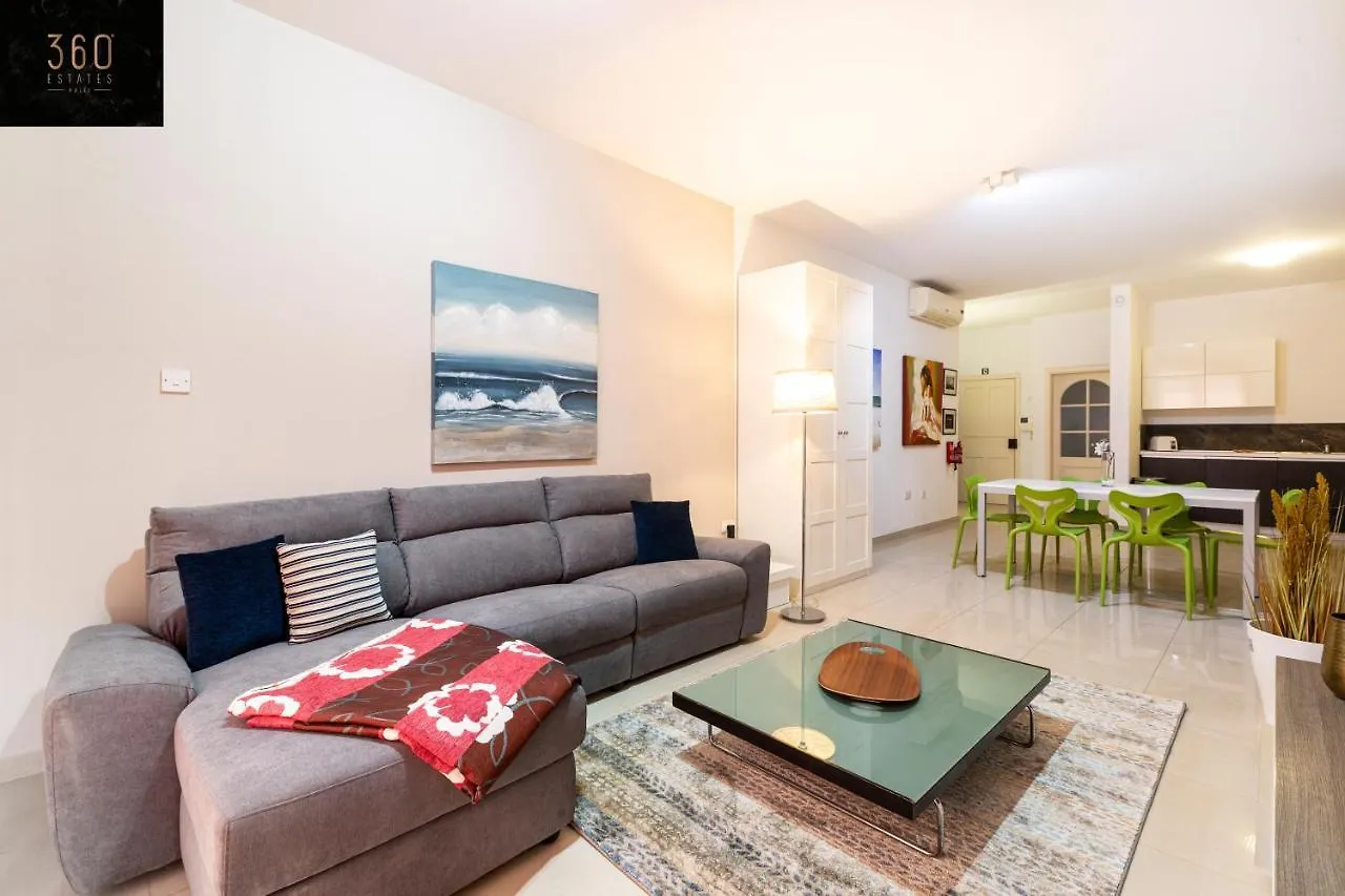 Designer, Fully Equipped Apt, Just Off Tower Road By 360 Estates Sliema Malta