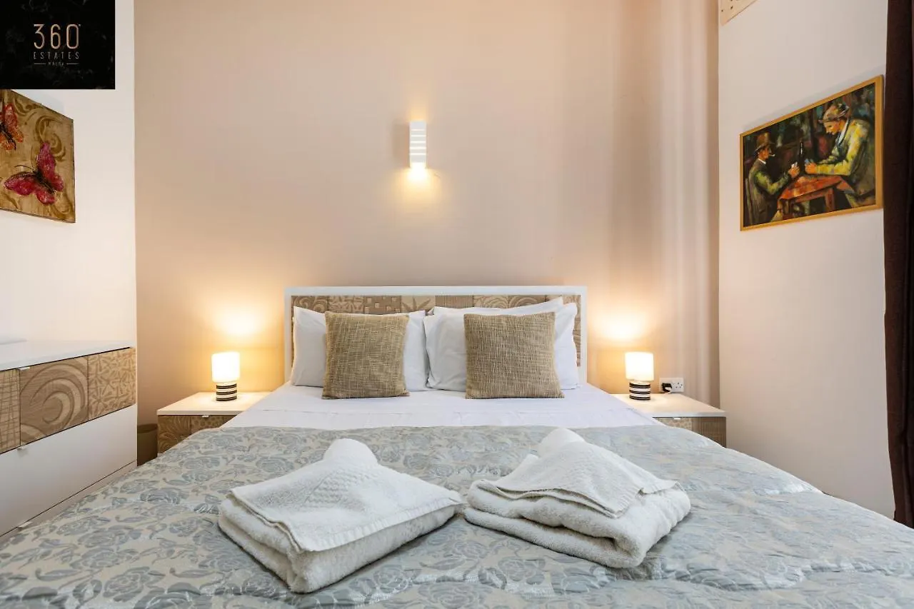 Designer, Fully Equipped Apt, Just Off Tower Road By 360 Estates Sliema 0*,  Malta