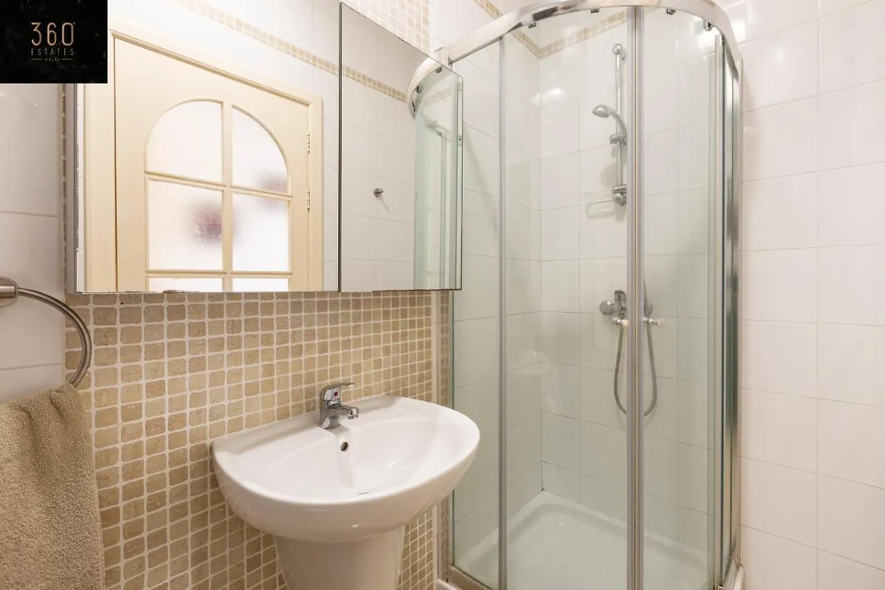 Designer, Fully Equipped Apt, Just Off Tower Road By 360 Estates Σλιέμα Μάλτα