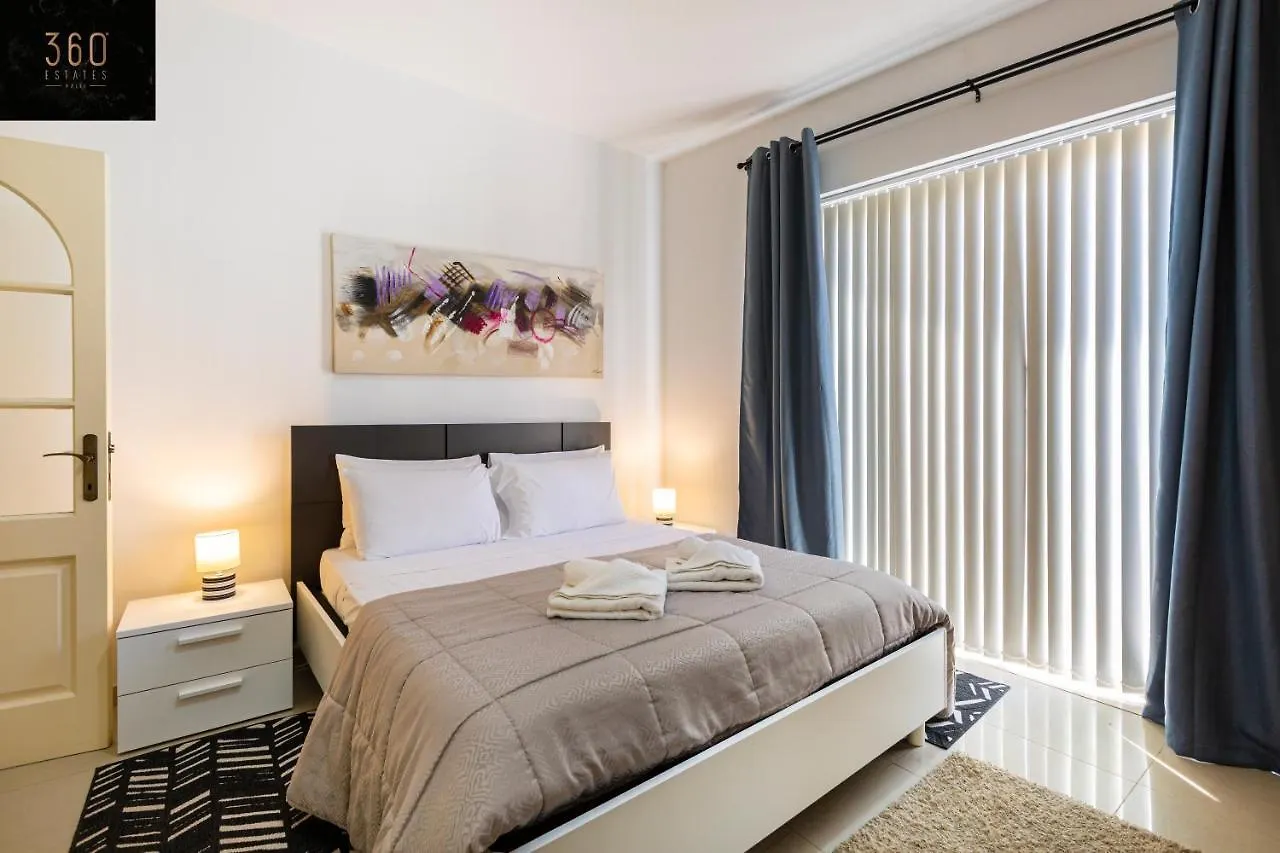 Designer, Fully Equipped Apt, Just Off Tower Road By 360 Estates Sliema 0*,  Malta