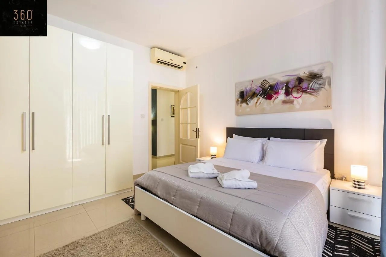 Designer, Fully Equipped Apt, Just Off Tower Road By 360 Estates Sliema